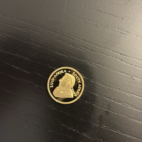 South African Gold Coin with Portrait - Picture 5 of 5